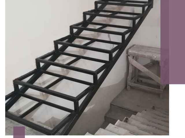 Демонтаж лестниц на металлокаркасе в Надыме: быстрый вывоз и разбор