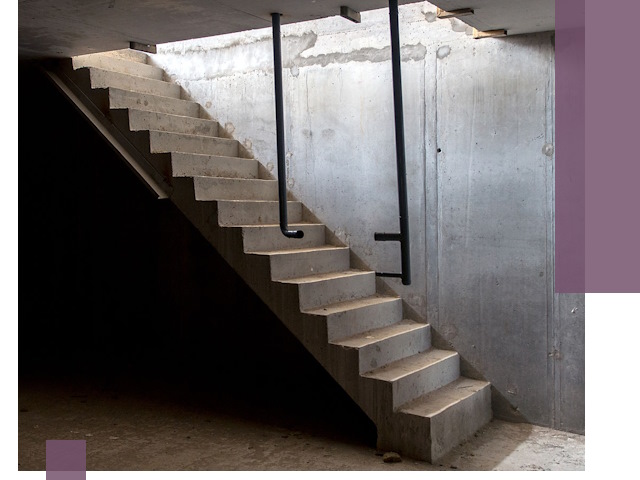 Изготовление и монтаж лестниц в подвале в Надыме