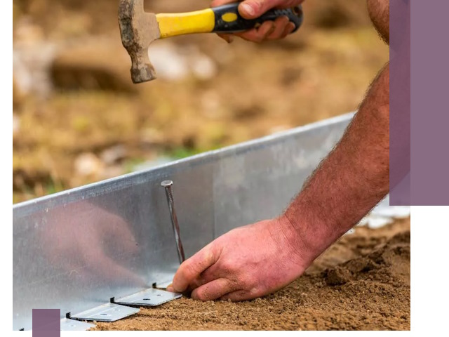 Монтаж металлических бордюров в Надыме быстро и качественно