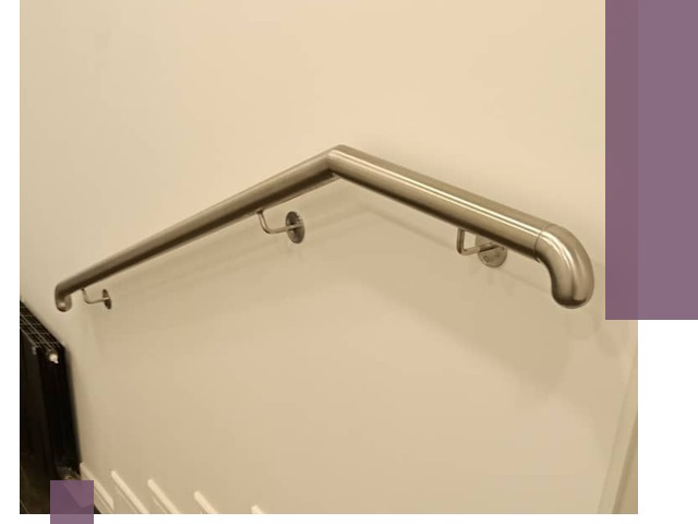 Изготовление пристенных поручней в Надыме под ключ за сроки