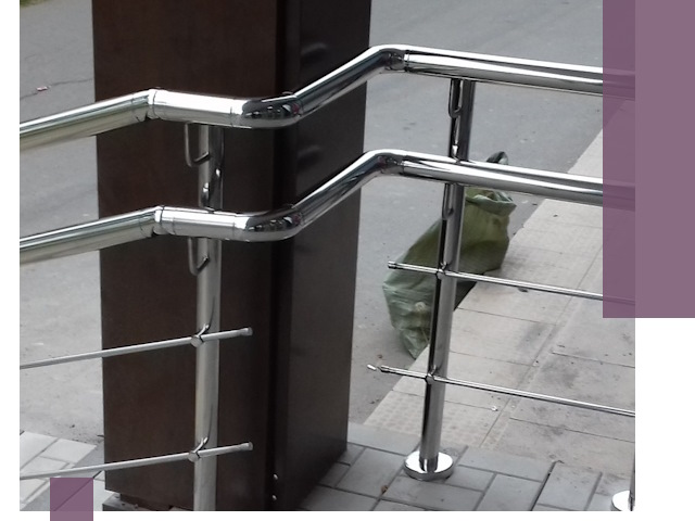 Монтаж поручней из нержавеющей стали в Надыме качественно и быстро